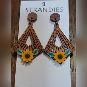 Wooden and flower earrings